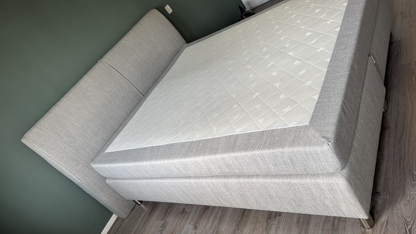 MioDormio Boxspring & Extra Pocketveermatras 180x210, Huis en Inrichting, Gebruikt, 210 cm, Tweepersoons, Ophalen of Verzenden