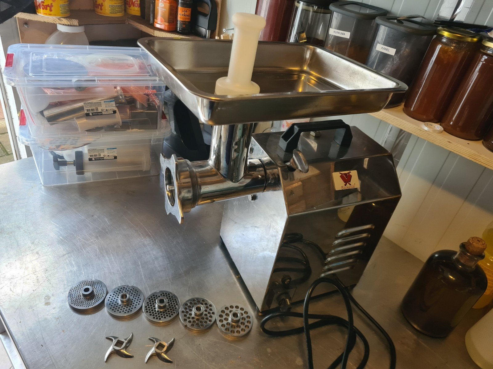Professionele RVS Horeca Vleesmolen / Gehaktmolen, Ophalen, Zo goed als nieuw