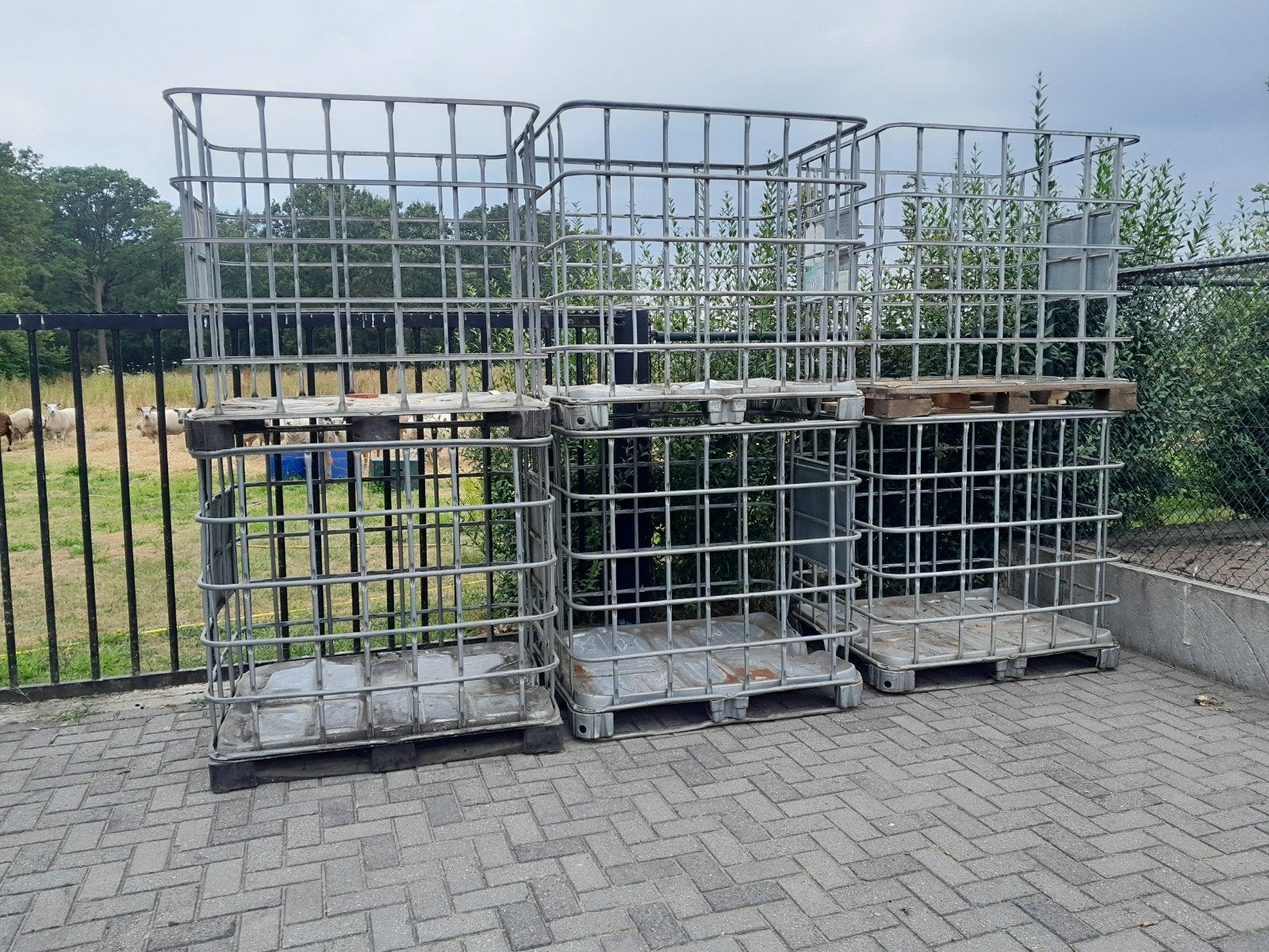Ibc krat kratten kisten, Ophalen