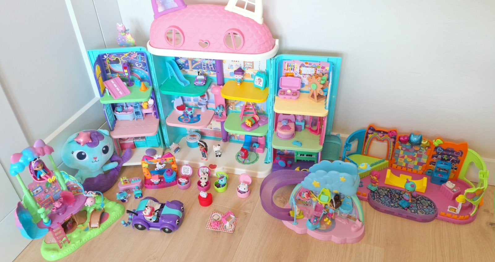 Gabby's Poppenhuis, alle kamers en veel extra's, Ophalen of Verzenden, Zo goed als nieuw