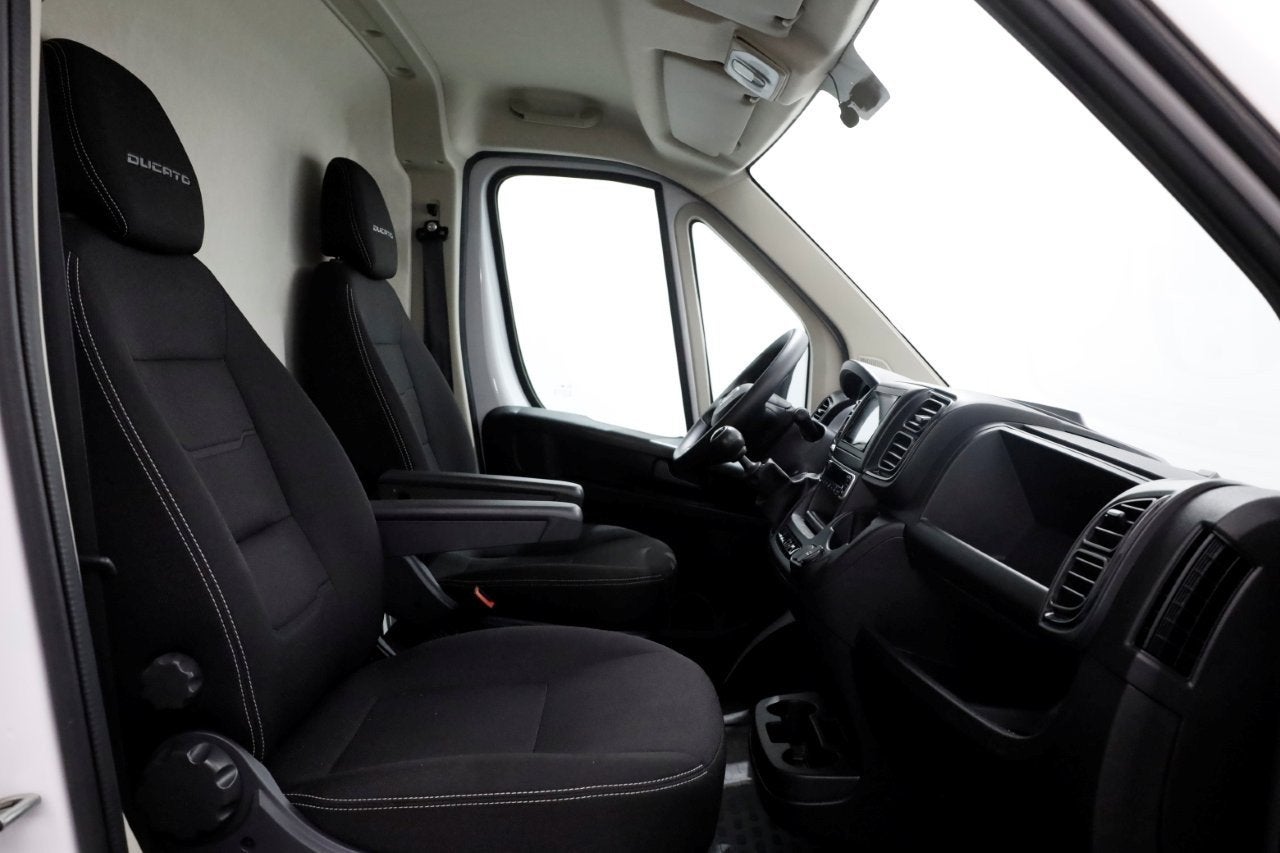 Fiat Ducato 30 2.2 MultiJet 140pk L2H2 Airco/Navi/Camera 01-, Voorwielaandrijving, Gebruikt, 4 cilinders, Wit