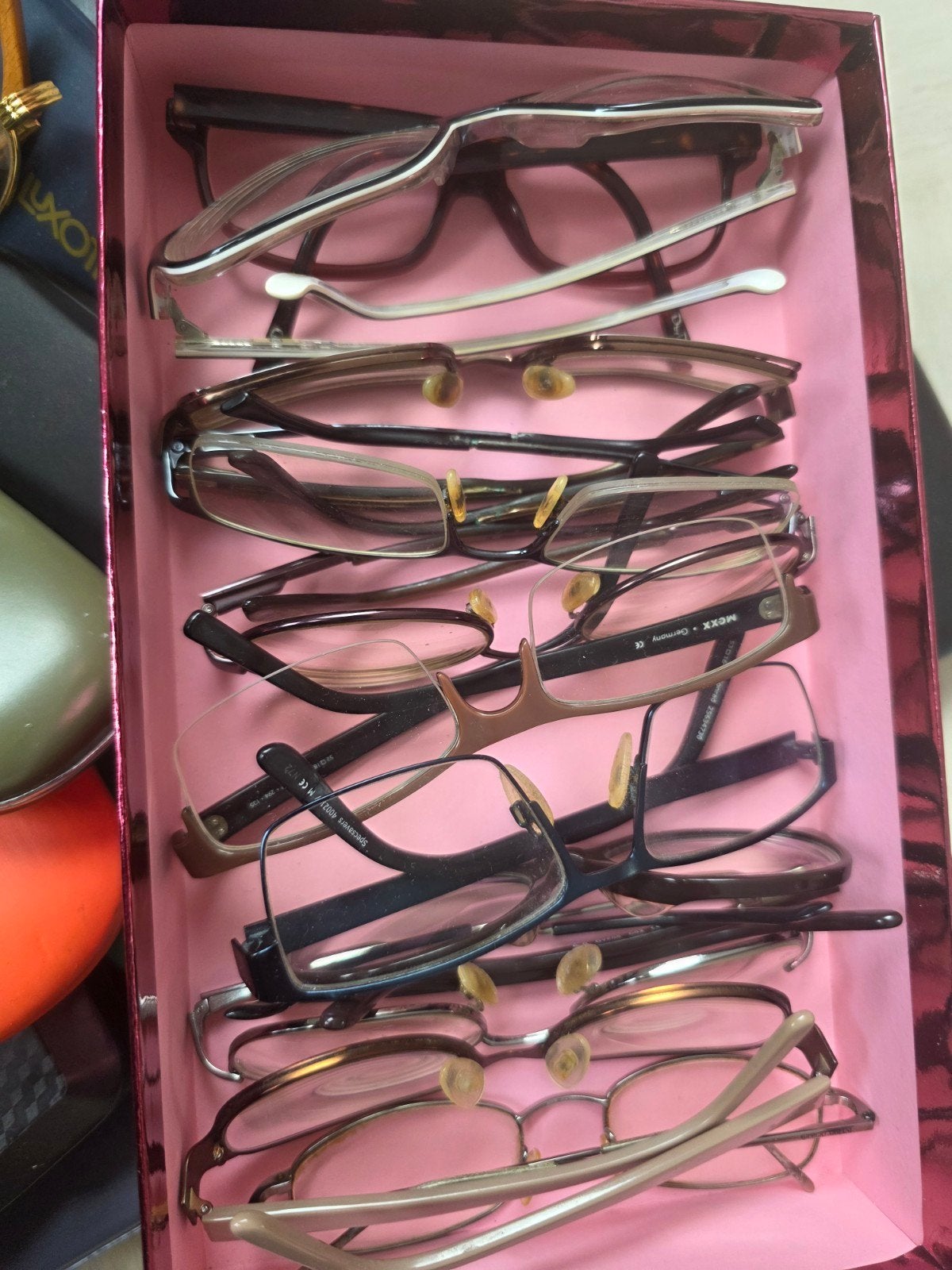Diverse brillen en brillenkokers, Sieraden, Tassen en Uiterlijk, Ophalen of Verzenden, Zo goed als nieuw
