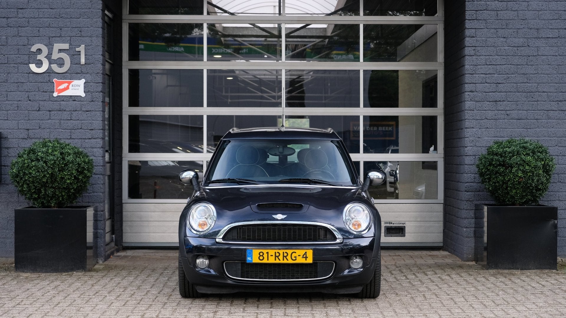 Mini Mini Clubman 1.6 Cooper S Automaat|Cruise|Leder|Xenon, Auto's, Gebruikt, 4 cilinders, 4 stoelen, Zwart
