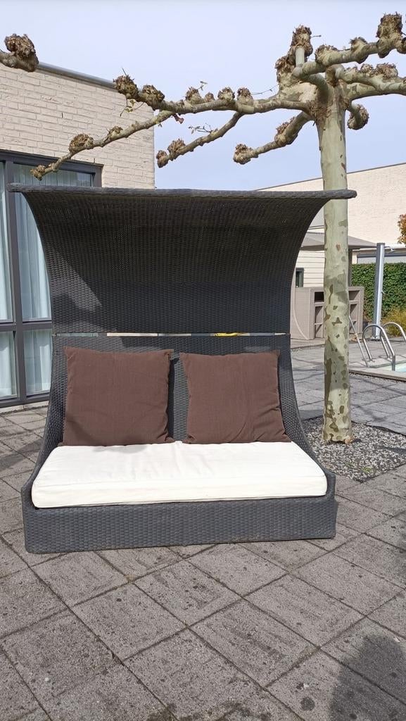 Loungebed met overkapping - Wicker, Ophalen, Gebruikt, Wicker