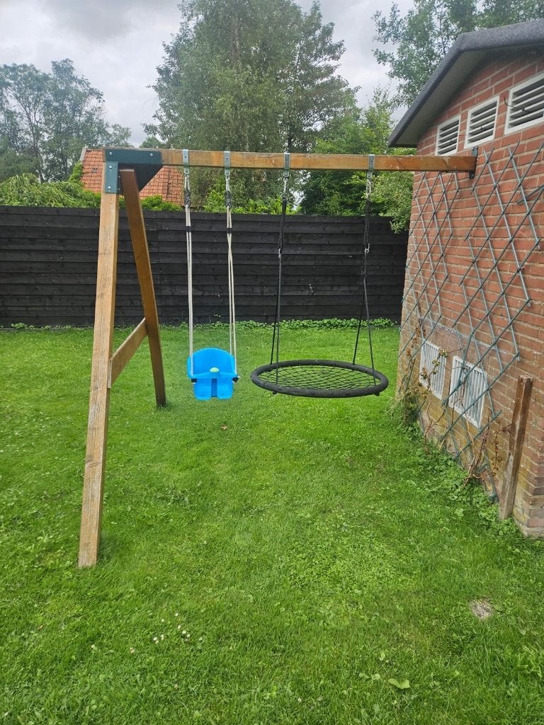 speeltoestel met schommel en schommelnest, Kinderen en Baby's, Speelgoed | Buiten | Speeltoestellen, Ophalen, Zo goed als nieuw