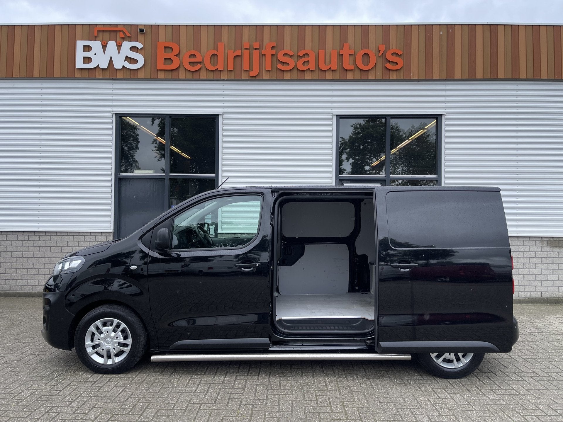 Opel Vivaro 1.5 CDTI L2H1 Edition / vaste prijs rijklaar €, Auto's, Bestelauto's, 1556 kg, 4 cilinders, Met garantie (alle), Leder en Stof