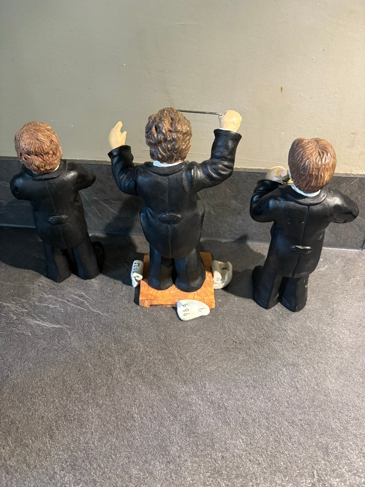 Leuke beeldjes set van muzikanten en dirigent, Ophalen of Verzenden, Gebruikt, Mens