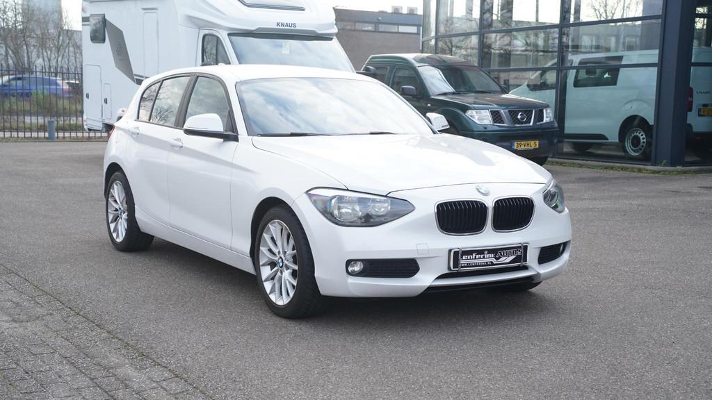 BMW 1-serie 116i Business Navi PDC Lichtpakket Cruisecontrol, 1-Serie, Euro 5, Gebruikt, Zwart