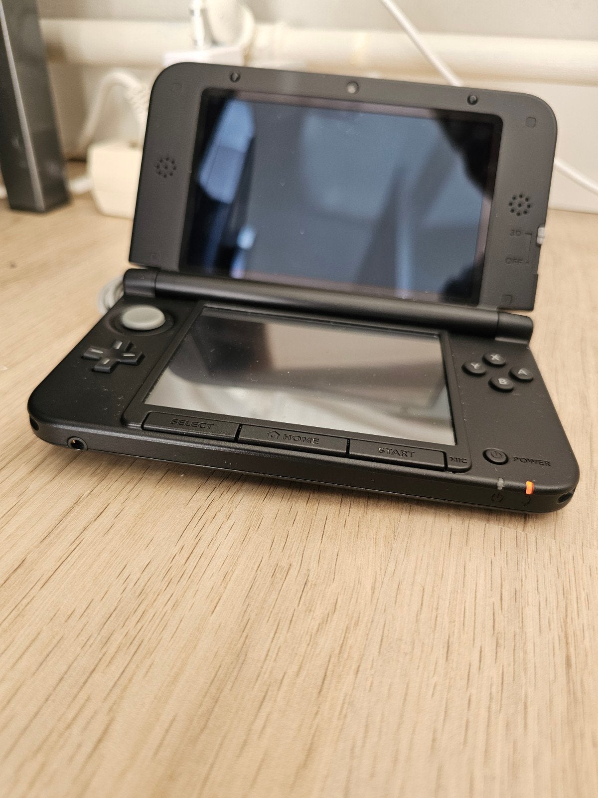 Nintendo 3DS  XL met games en beschermhoes, Spelcomputers en Games, Met games, Gebruikt, Zwart, 3DS XL