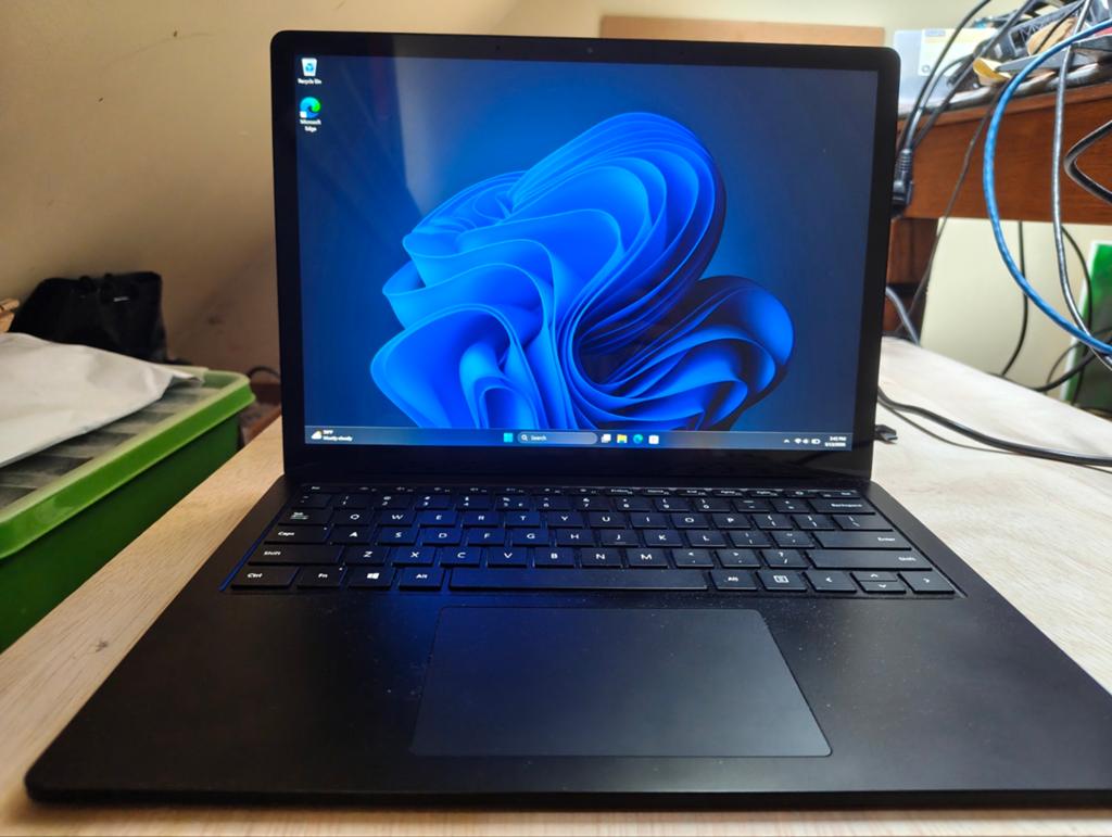 Surface and Dell laptops i7 10 12 en 13 gen 16gb ram, Computers en Software, Windows Laptops, Ophalen, 2 tot 3 Ghz, Qwerty, 512 GB