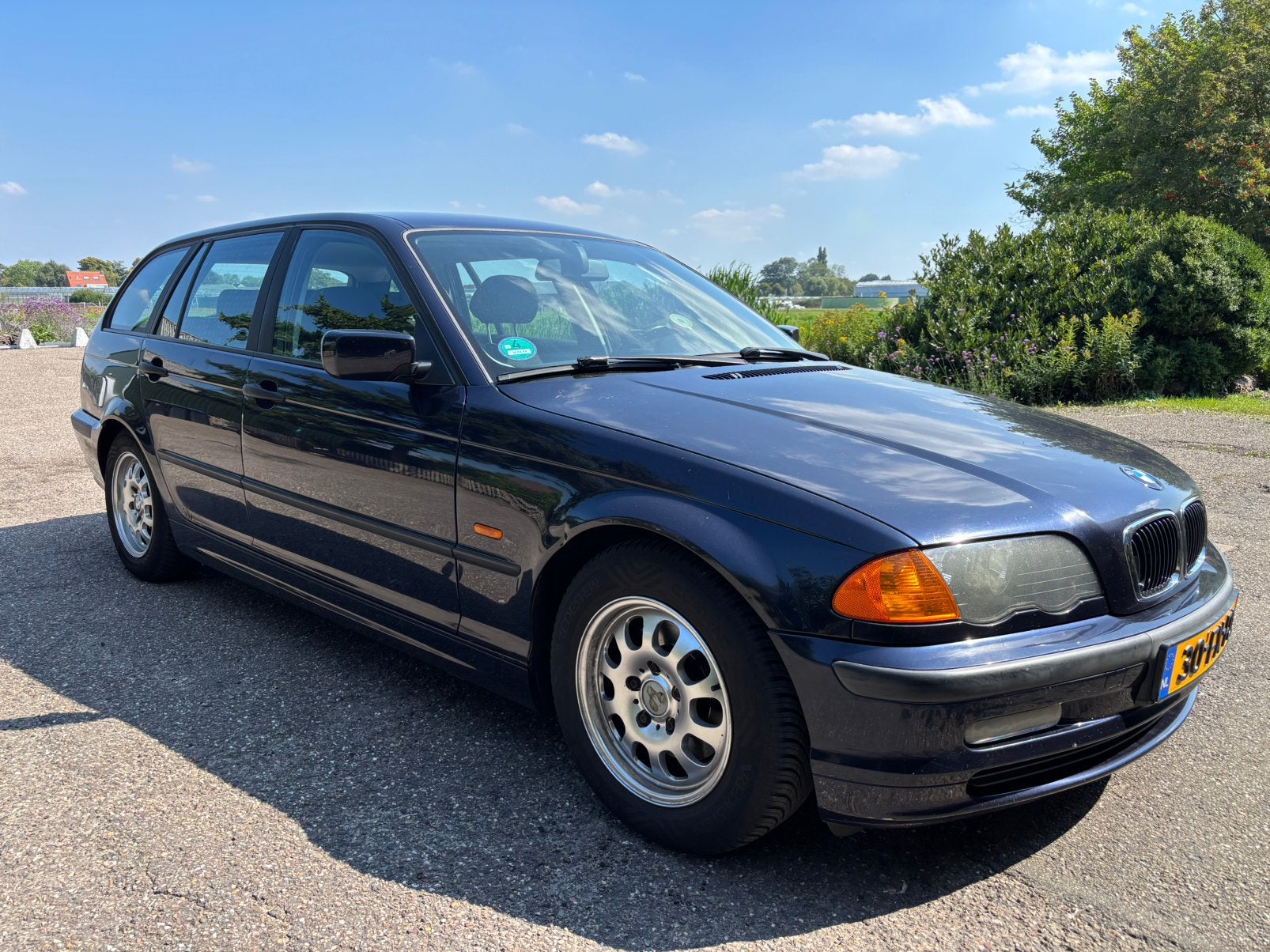 BMW 320i - Nwe APK - AUT Trekhaak 6-cilinder E46 Touring, Automaat, Achterwielaandrijving, Particulier, 1600 kg