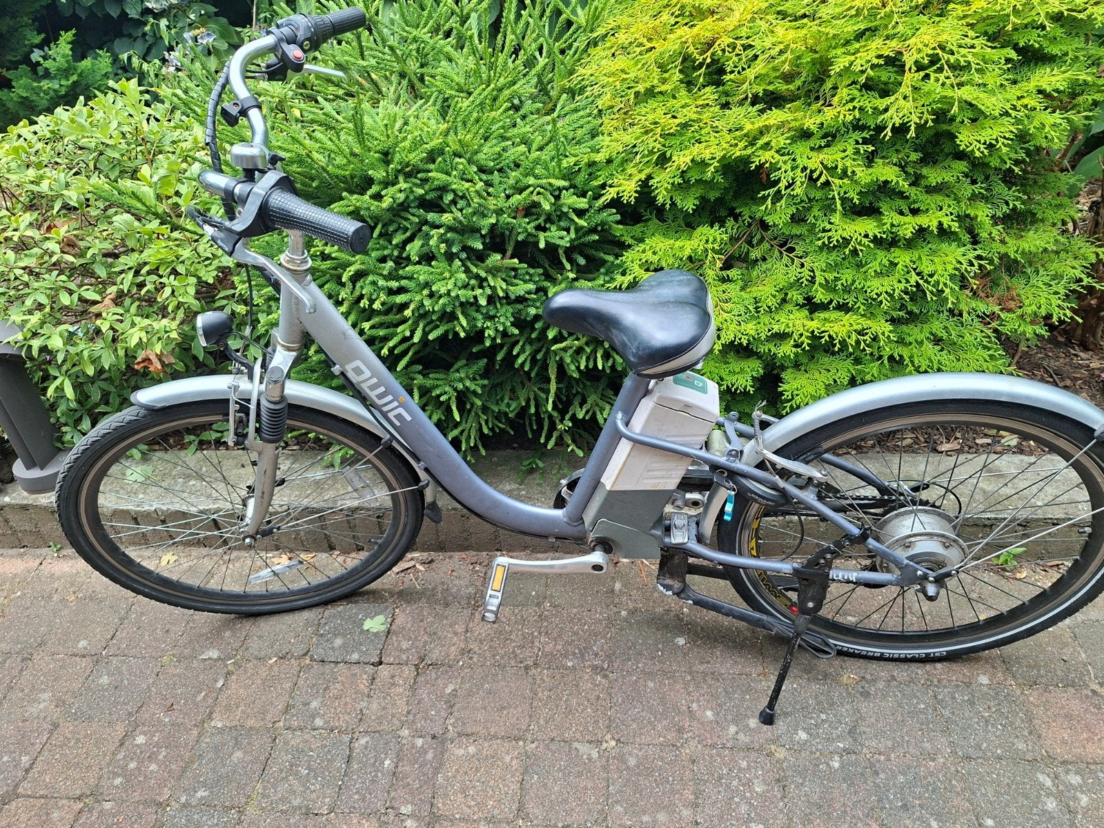 QWIC elektrische fiets 26 inch met 2 accu's en extra onderde, Fietsen en Brommers, Elektrische fietsen, Ophalen of Verzenden, Gebruikt