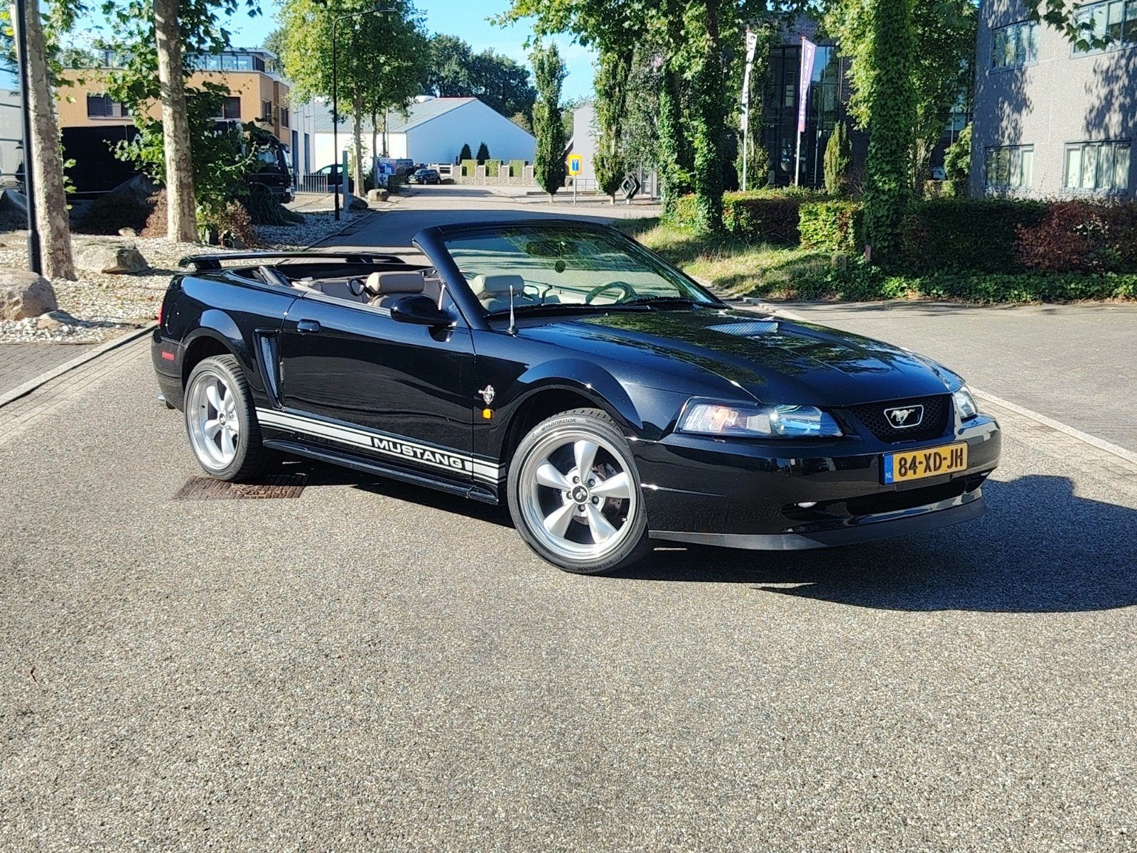 Ford Mustang cabrio 35th anniversary New edge sn95, Achterwielaandrijving, Beige, Cabriolet, Open dak