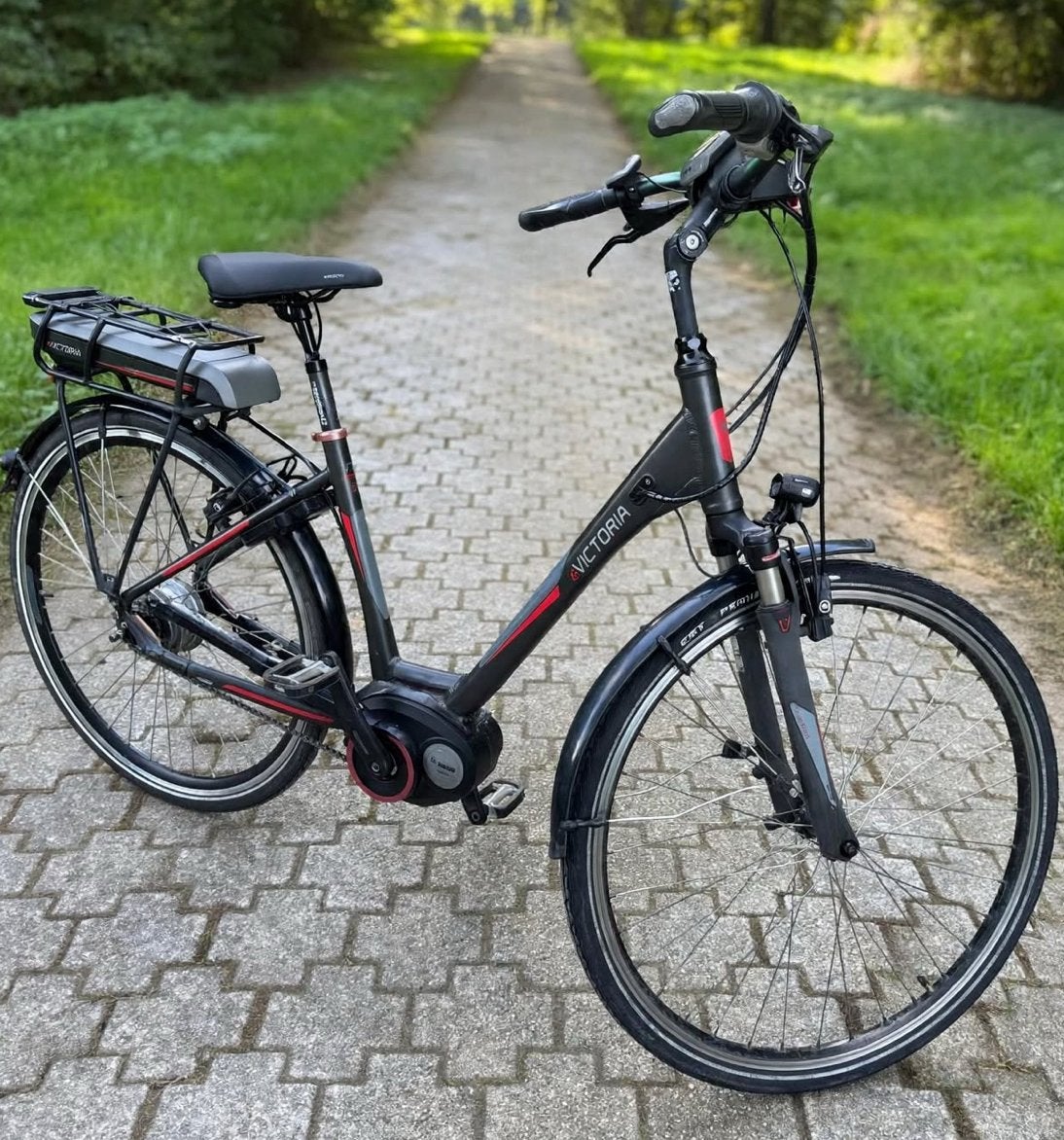 Victoria E-Trekking Bosch - Nuvincy Naaf - Motor revisie, Zo goed als nieuw, 51 tot 55 cm, 50 km per accu of meer, Ophalen