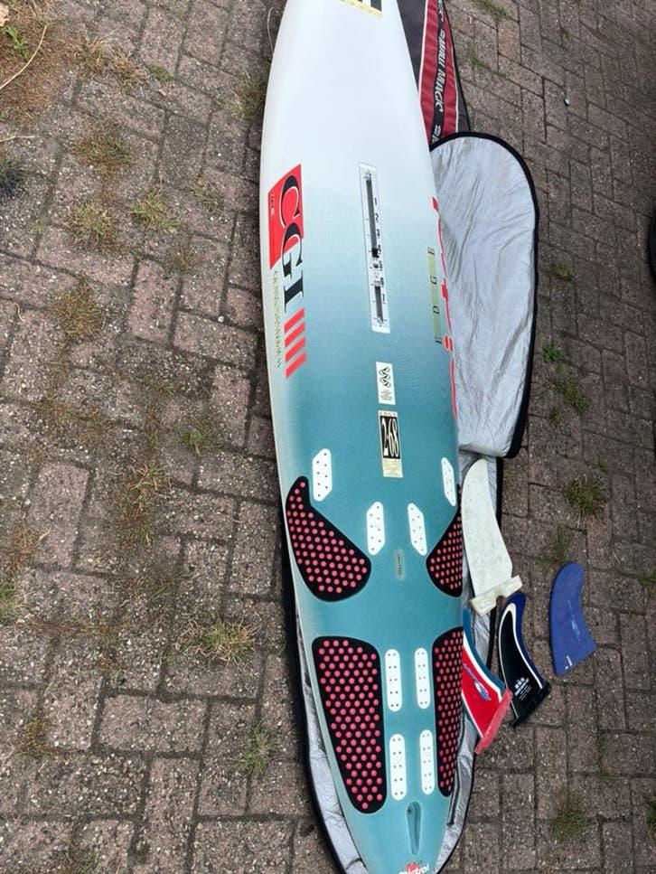 Mistral Edge cgi 2,68 surfplank met opbergtas koopje, Ophalen, Gebruikt, Plank