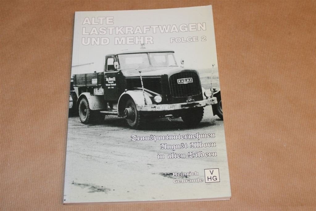 Boek over oude vrachtwagens, Boeken, Ophalen of Verzenden, Zo goed als nieuw, Tractor en Landbouw