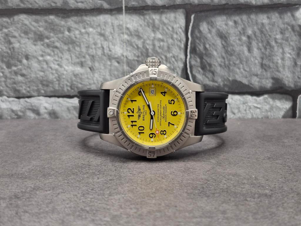 Breitling Avenger Seawolf 44mm titanium, set 2006, 2 bandjes, Staal, Breitling, Polshorloge, Kunststof