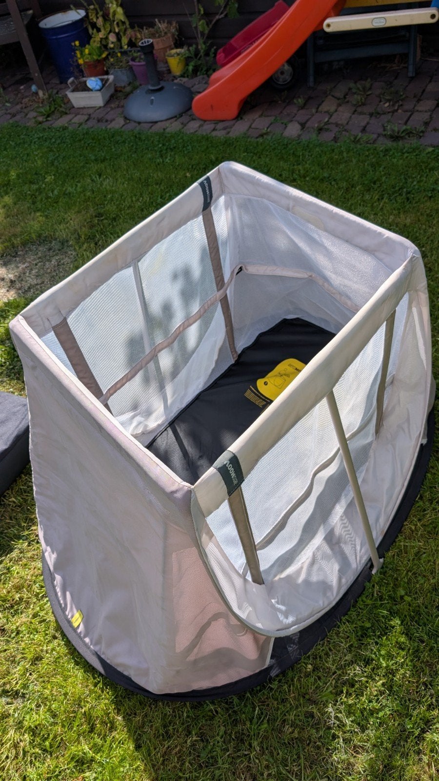 AeroMoov Reisbedje met insectennet, verstelbaar, Kinderen en Baby's, Ophalen of Verzenden, Zo goed als nieuw, Reisbedje