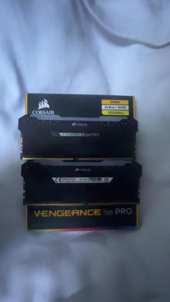 Corsair Vengeance RGB Pro 16GB DDR4 RAM Geheugen, Gebruikt, DDR4, Ophalen of Verzenden, Desktop