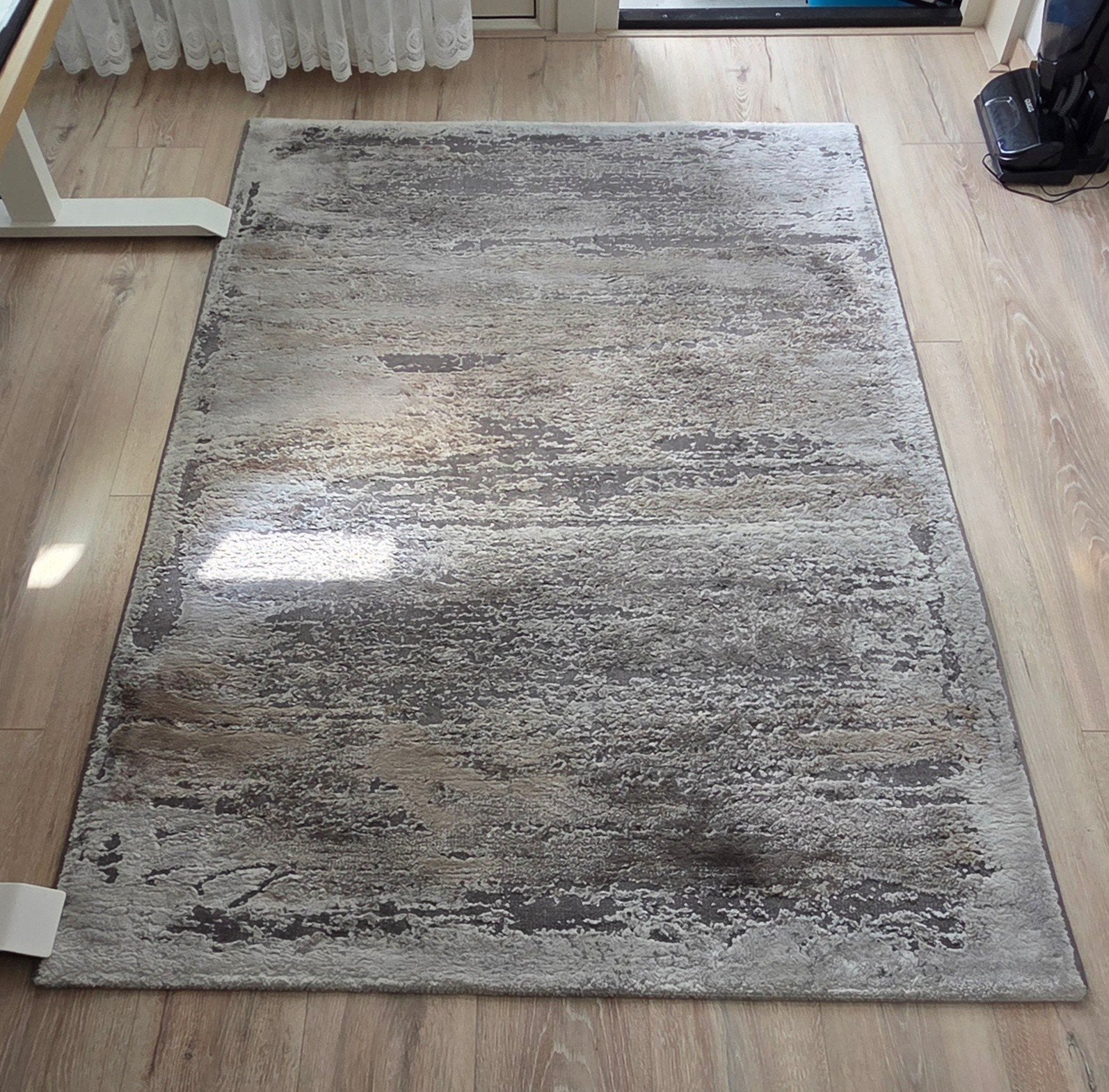 Modern grijs vloerkleed - Zo goed als nieuw, Ophalen, 100 tot 150 cm, Zo goed als nieuw, 150 tot 200 cm