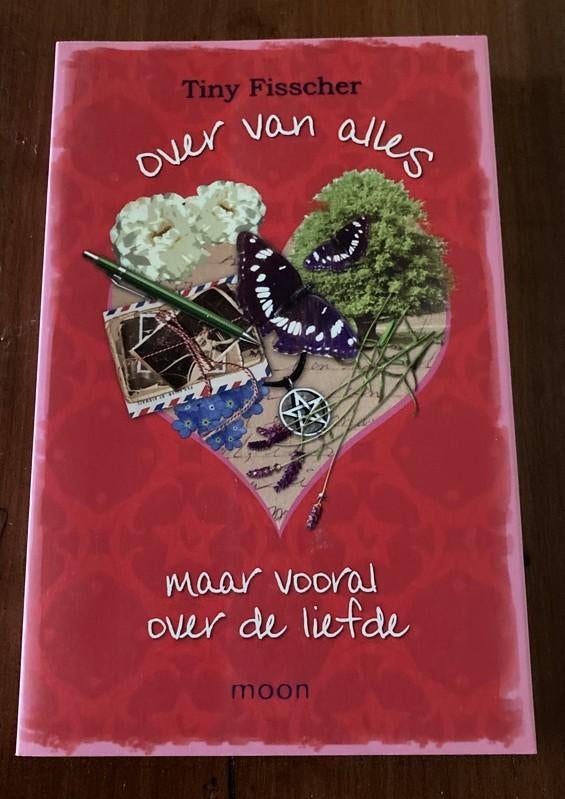 NIEUW BOEK: Tiny Fisscher - Over van alles, maar vooral over, Ophalen of Verzenden, Nieuw
