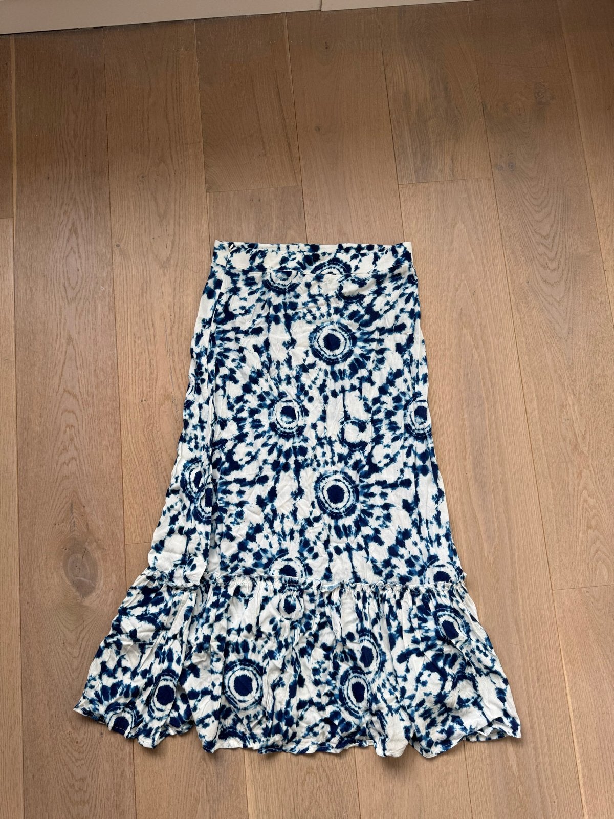 Geisha maxi rok tie-dye blauw wit maat S/36, Kleding | Dames, Blauw, Ophalen of Verzenden, Maat 36 (S), Gedragen