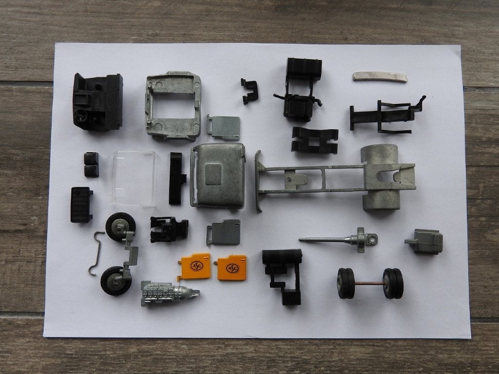 Diverse Tekno onderdelen Volvo F88,F89, oudere uitgave., Hobby en Vrije tijd, Ophalen of Verzenden, Nieuw, Bus of Vrachtwagen