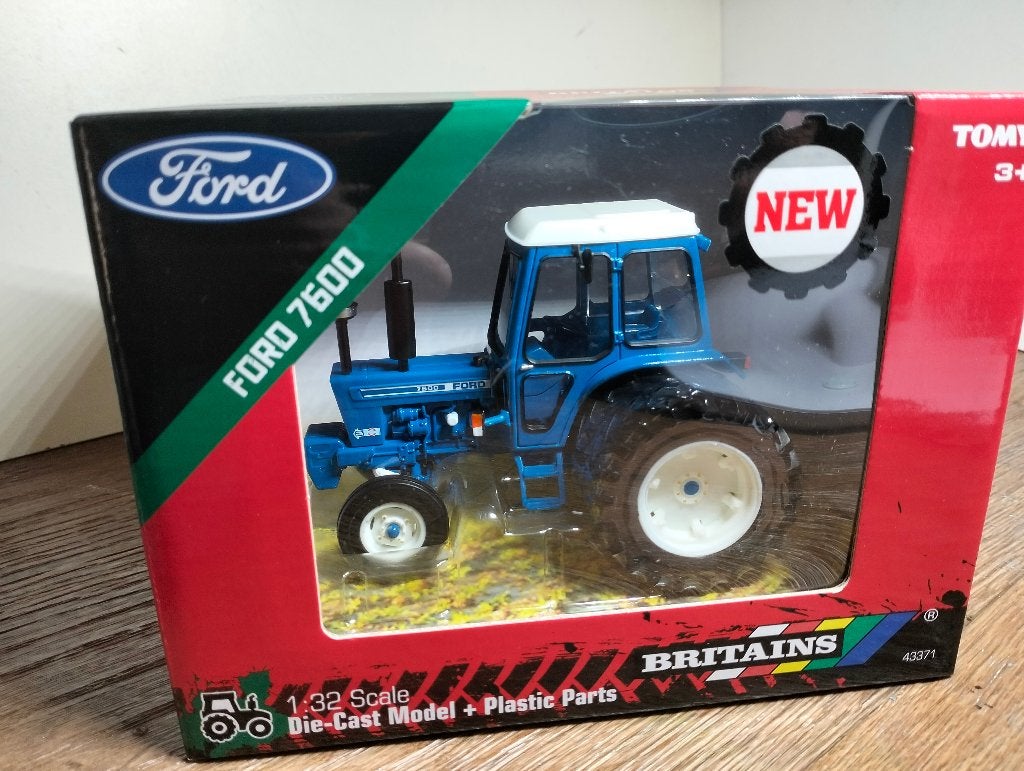Te koop Britains Ford 7600 dubbellucht ., Hobby en Vrije tijd, Ophalen of Verzenden, Nieuw, Tractor of Landbouw, Britains