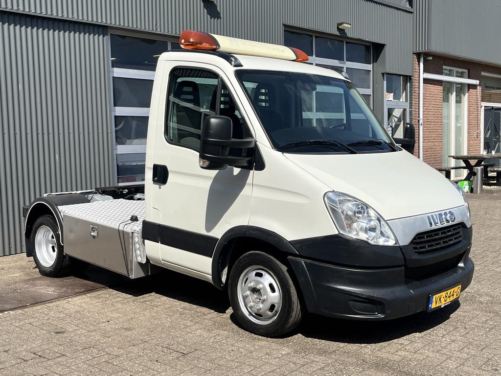 Iveco Daily 35C17 170pk 10.5 ton Be trekker Deze mag 8750 kg, Auto's, Bestelauto's, Euro 5, Gebruikt, Zwart, 4 cilinders