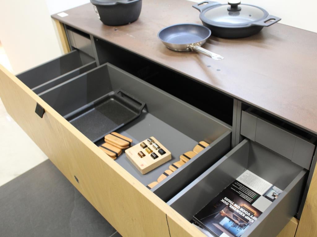 EC11 Complete keuken met TPBtech kookplaat en apparatuur, Ophalen, Info@beckermann.de, Overige kleuren, Tenstedter Str. 50, 49692 Cappeln (Oldenburg), Duitsland