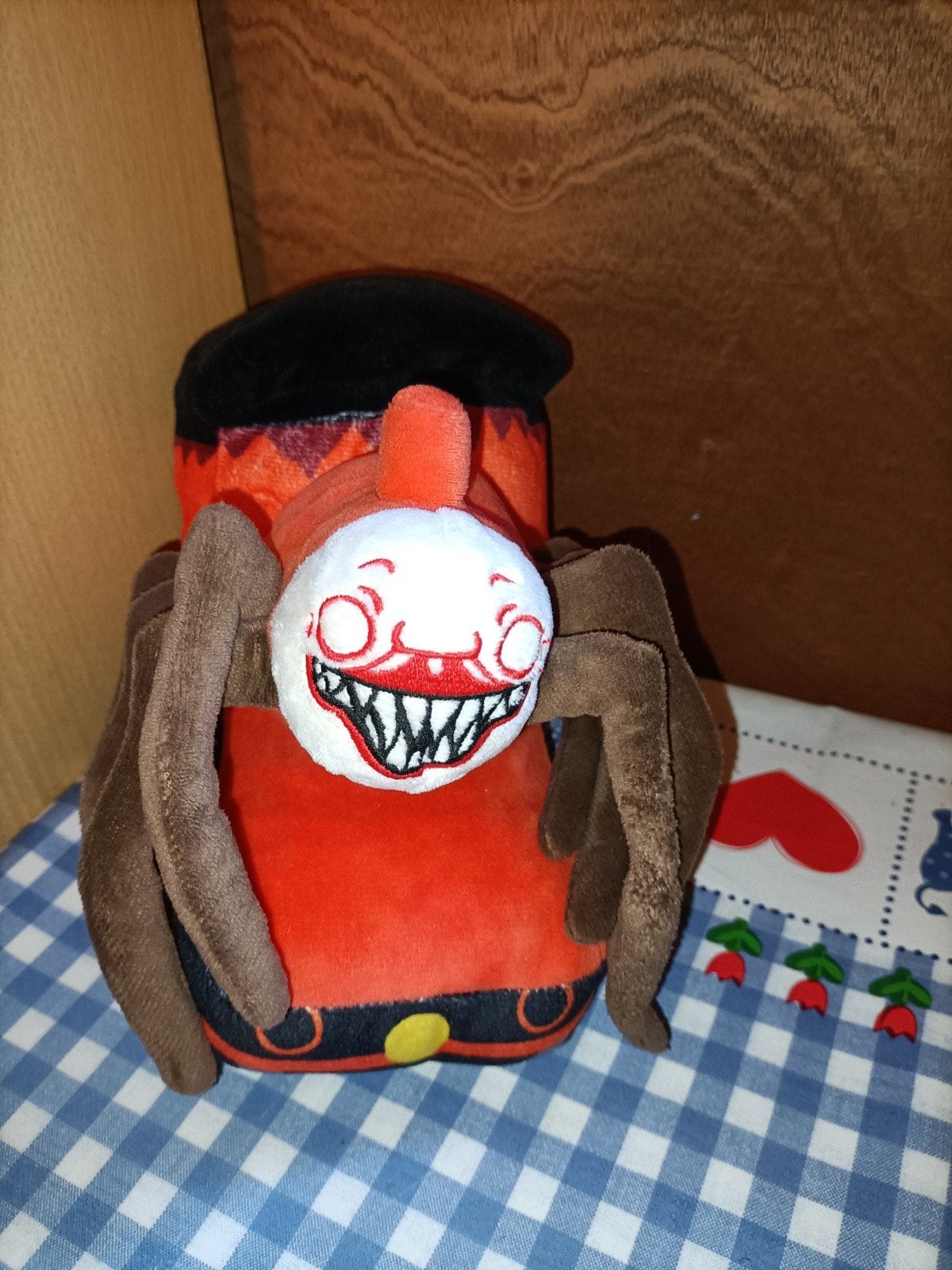 Choo Choo Charles knuffel 26 cm groot horror trein, Ophalen of Verzenden, Gedragen