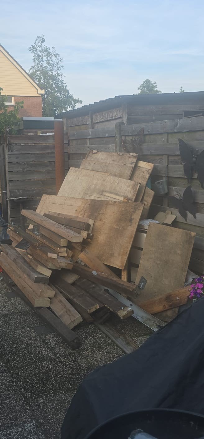 Diverse partij gebruikt hout: balken, planken en meer, Gebruikt, Ophalen of Verzenden, Balk, Overige houtsoorten
