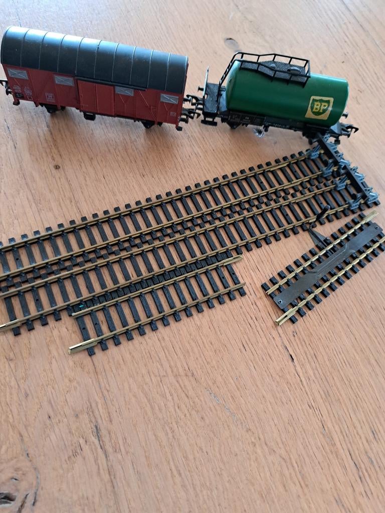 2 trein wagons plus rails, Overige merken, Gebruikt, Gelijkstroom, Rails
