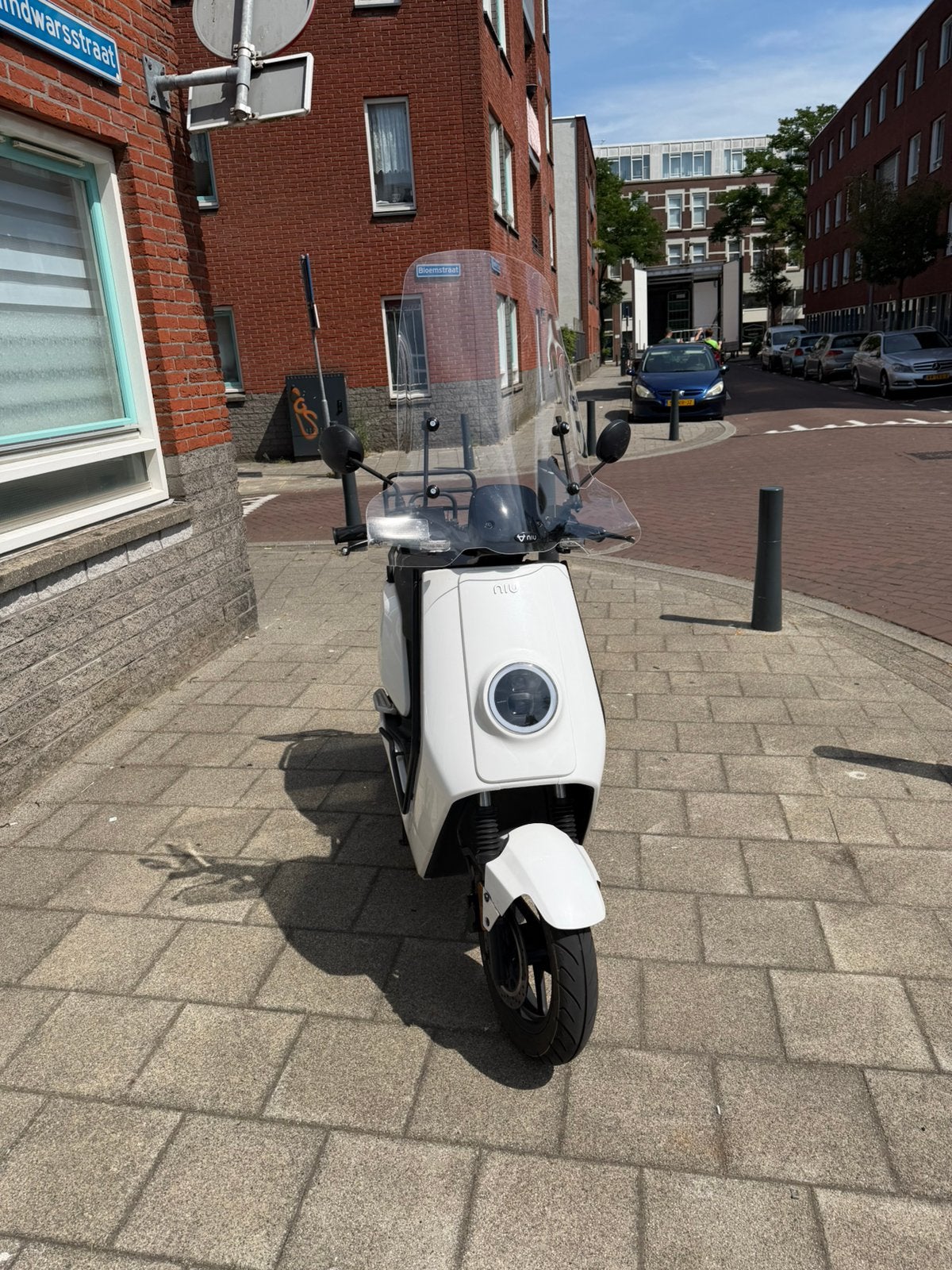 NIU N1S SPORT 2022, Fietsen en Brommers, Snorfietsen en Snorscooters, Overige merken, Gebruikt, Elektrisch, Ophalen of Verzenden