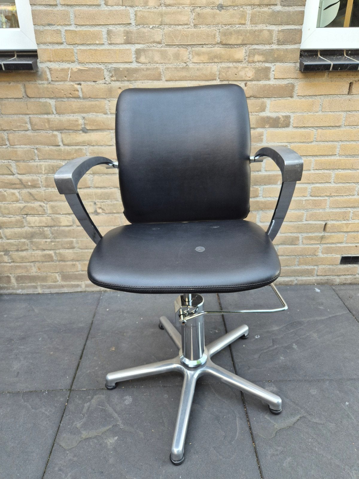 Zwarte kappersstoel met hydraulische pomp, Ophalen, Modern, Kappersstoel, Zwart, Eén