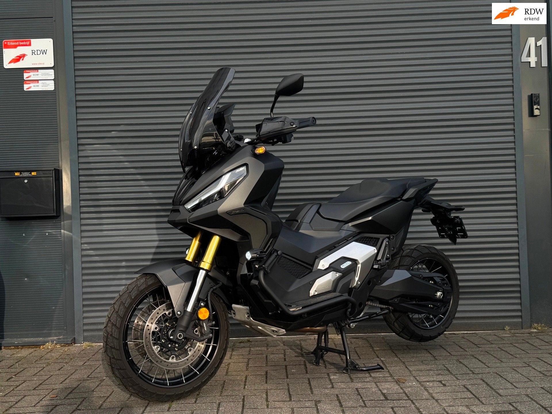 Honda X-ADV 750 Black Edition 2024 Akrapovic|Full|Garantie|N, 745 cc, Bedrijf, Meer dan 35 kW, Toermotor