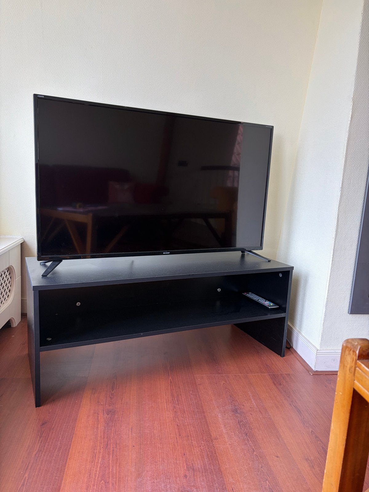 Zwarte TV kast, LED, 50 Hz, Ophalen of Verzenden, Zo goed als nieuw