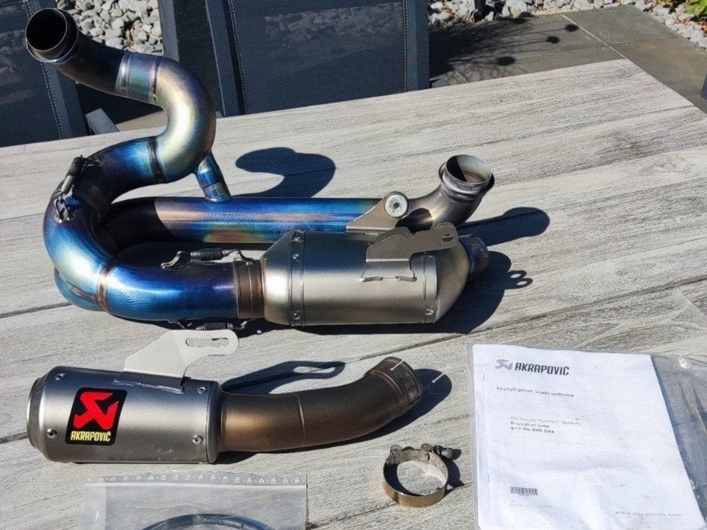 KTM 1290 superduke r Akrapovic full titanium 1390r gen3/4, Motoren, Onderdelen | Overige, Ophalen of Verzenden, Gebruikt