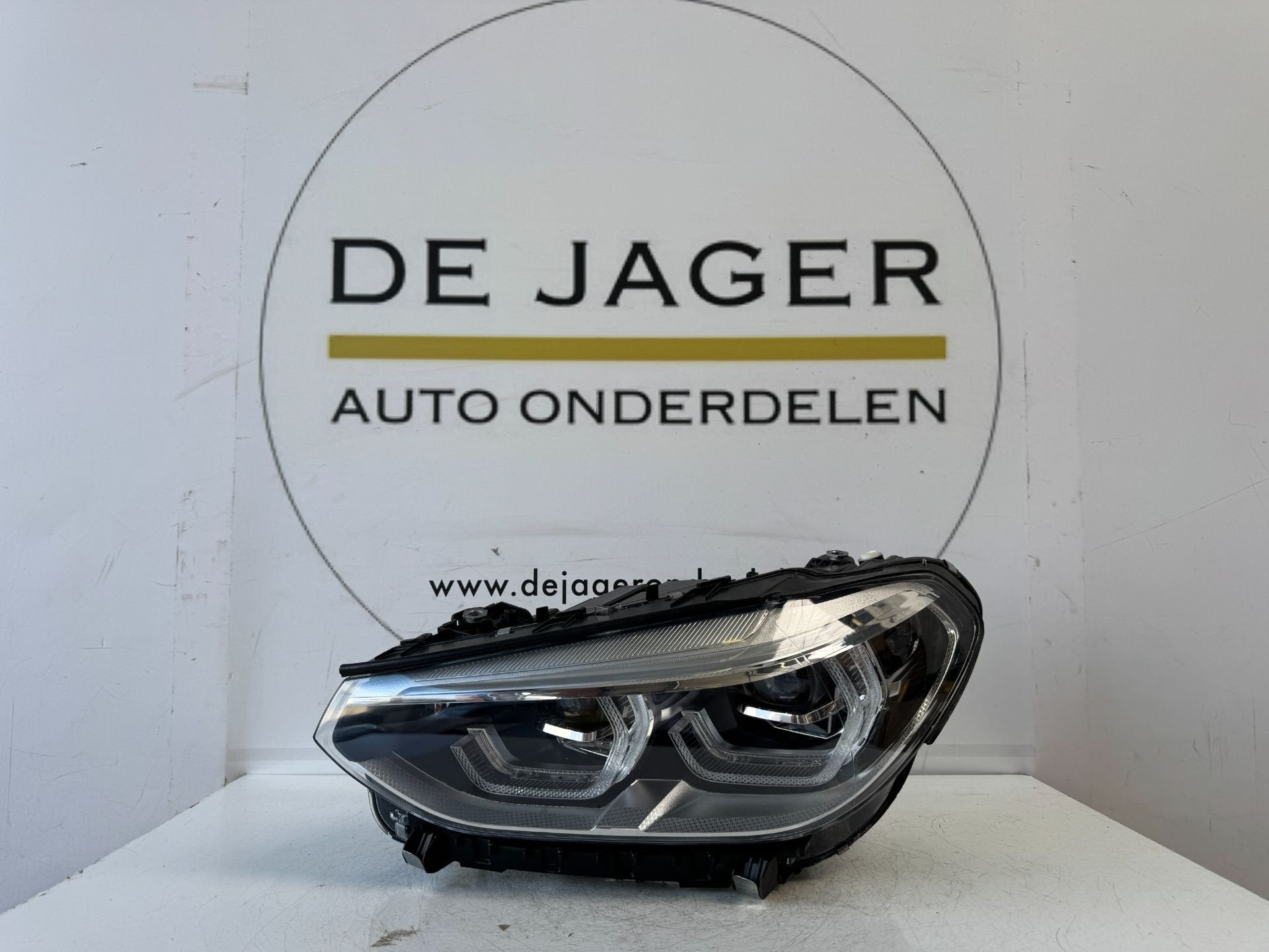 BMW X3 G01 X4 G02 ADAPTIVE LED KOPLAMP LINKS 7466119, Auto-onderdelen, Petuelring 130
80788  Munich, DE, Gebruikt, Info@bmw.de