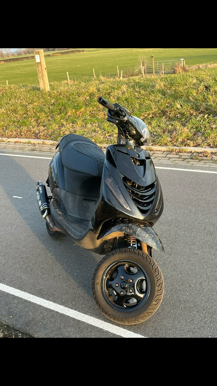 Zip 70cc, Ophalen of Verzenden, Zo goed als nieuw