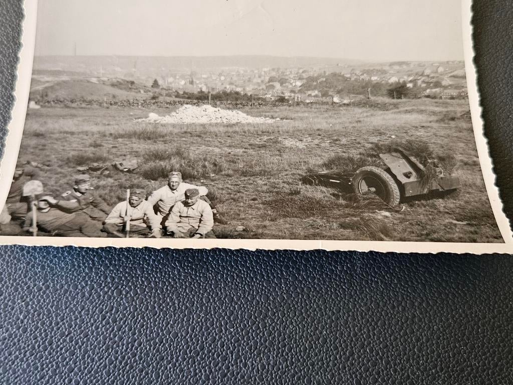 1x100%orig wo2foto soldaten/ geschut maat 9cm bij 11.5cm, Verzamelen, Ophalen of Verzenden