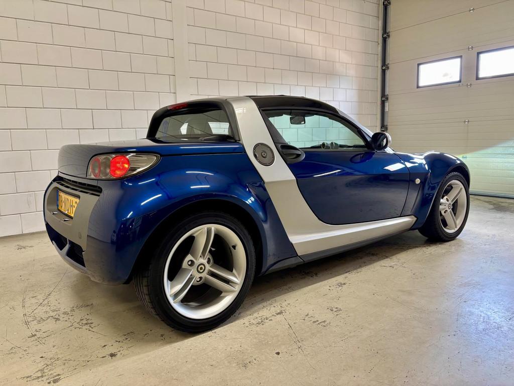 Smart Roadster 0.7 BJ.04|110pK|FLIPPERS|16Inch|Eibach verlaa, Automaat, Gebruikt, Zwart, Elektrische ramen