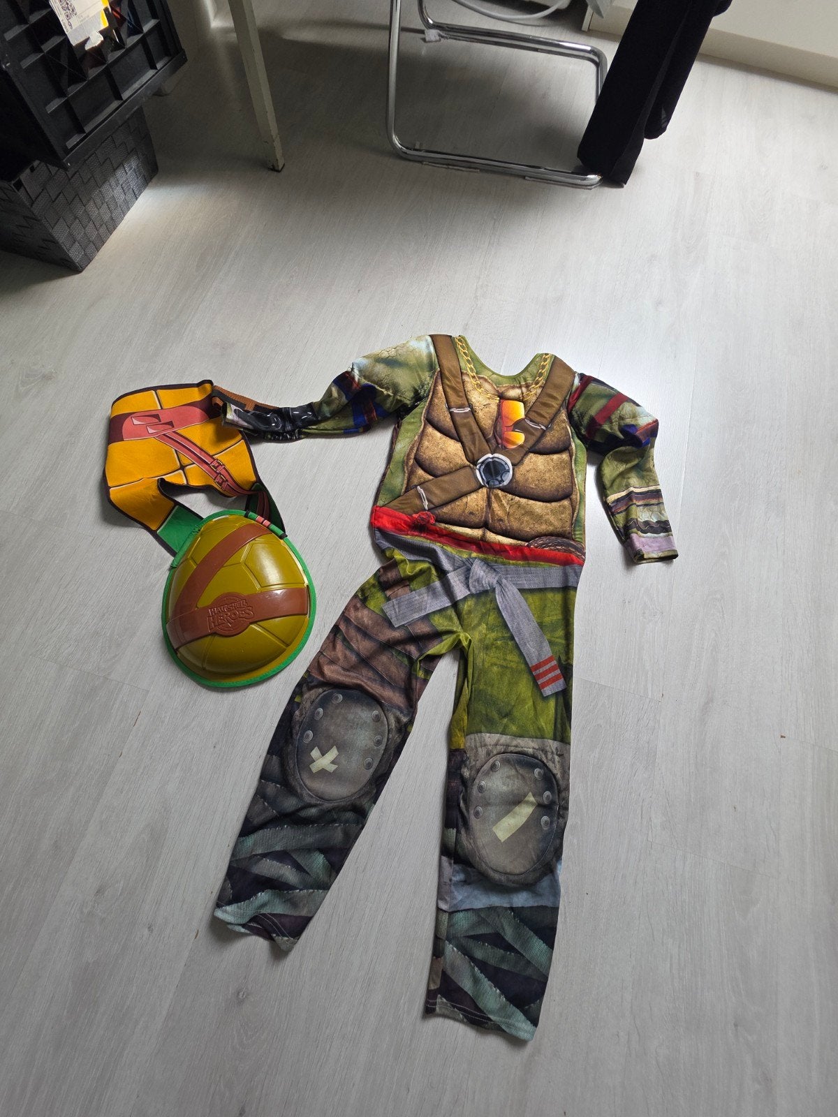 Skelet, Ninja Turtle en Captain America kostuums, Ophalen of Verzenden, Gebruikt, 122 t/m 128, Jongen of Meisje