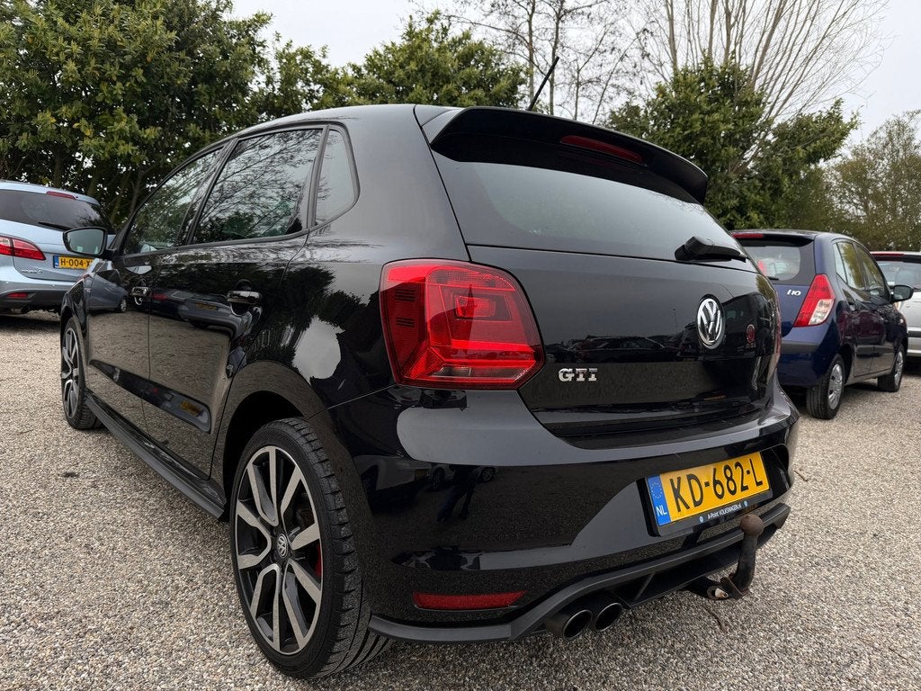 Volkswagen Polo 1.8 TSI GTI NL Auto 85000km NAP Dealer Onder, Voorwielaandrijving, Gebruikt, Euro 6, Zwart