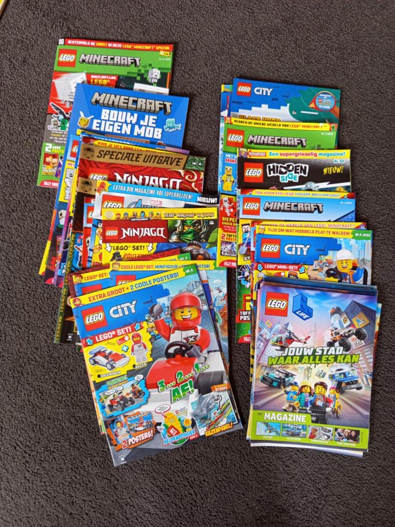 Lego tijdschriften, Ophalen of Verzenden, Gelezen