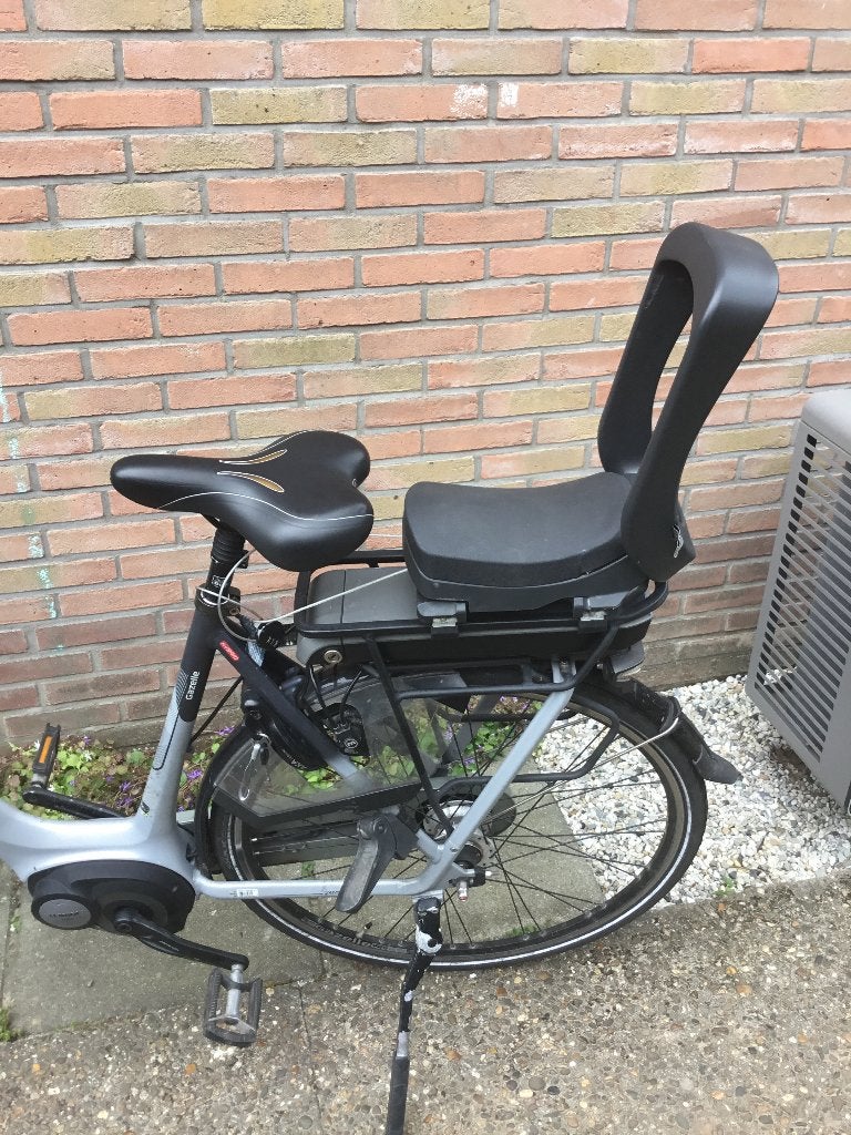 Urban Iki junior achterzitje VERKOCHT, Fietsen en Brommers, Fietsaccessoires | Fietsstoeltjes, Achterzitje, Voetsteuntjes, 15 t/m 36 kg