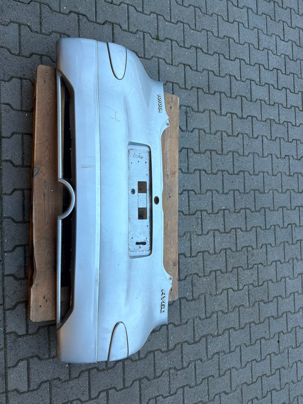 Toyota Aygo Achterbumper Sport - Zilver, Ophalen, Gebruikt