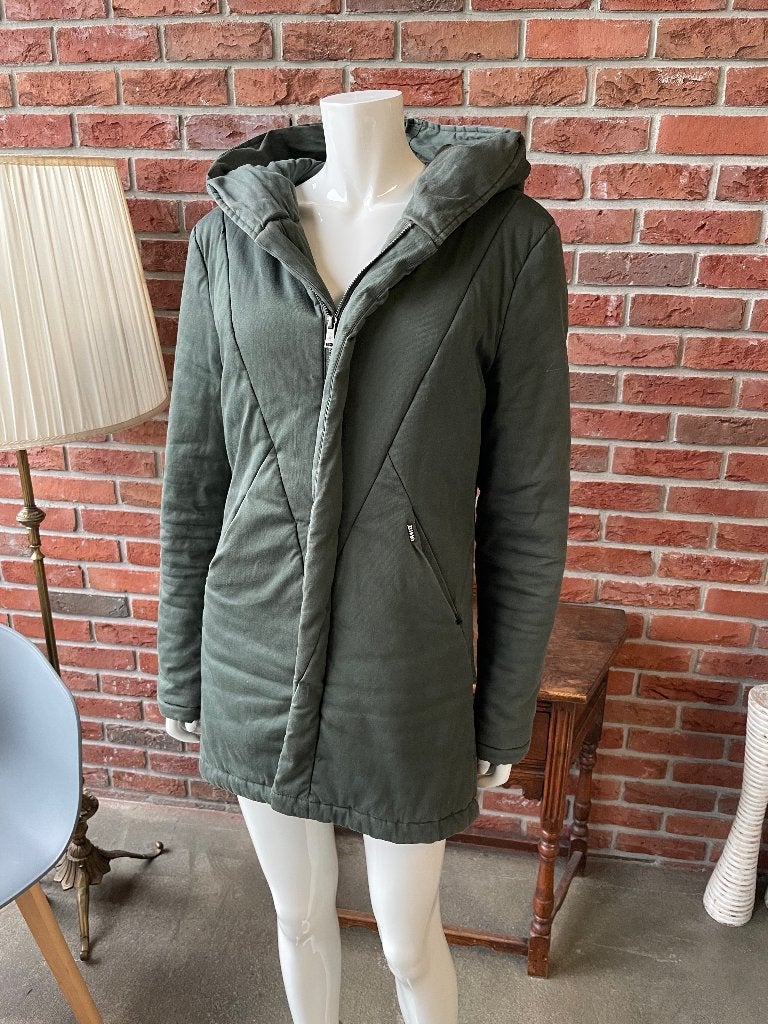 ZUMO Donkergroene Winterjas met Capuchon - Maat M, Kleding | Dames, Maat 38/40 (M), ZUMO, Ophalen of Verzenden, Gedragen