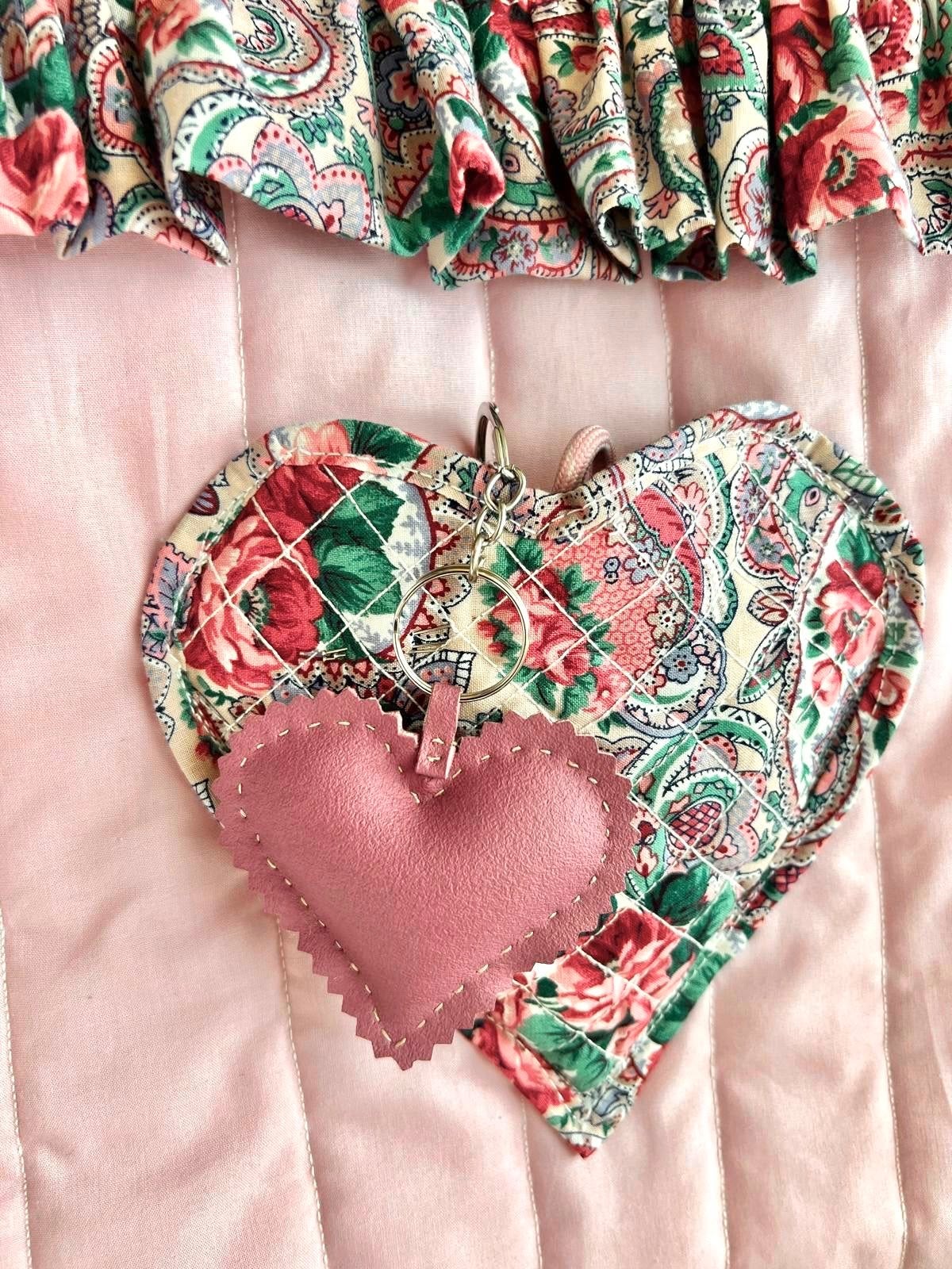 Unieke handgemaakte tas met hartjesdesign, Ophalen of Verzenden, Nieuw, Paars, Handtas