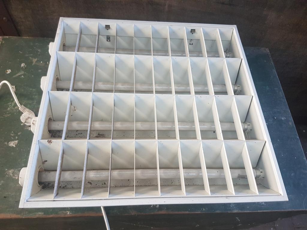 Tl verlichting 60 by 60, Ophalen of Verzenden, Minder dan 50 watt